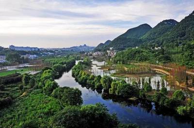 國慶5天精品貴州之旅 探秘荔波小七孔、黃果樹瀑布與西江千戶苗寨
